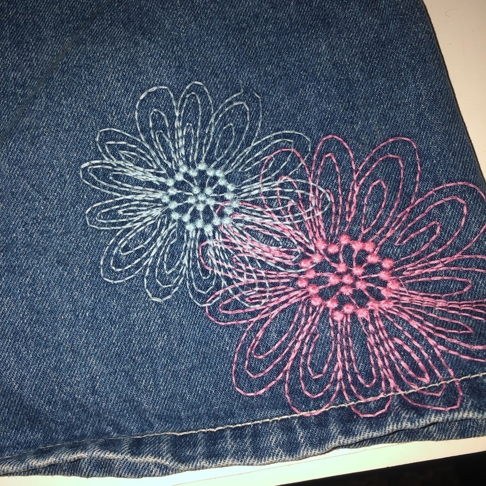 Vintage Higher State Jean skirt with flower embellishments. Pockets , zipper. - Picture 2 of 8